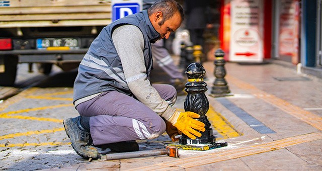 Yıpranmış dubalar yenileniyor