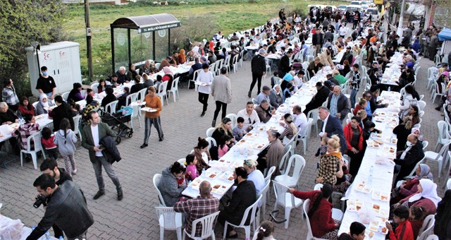 Romanlar Günü’ne özel iftar yemeği