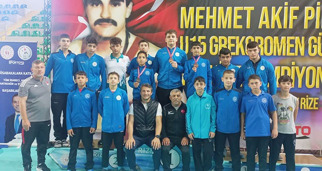 Milas Mehmet Güçlü Sporcu Eğitim Merkezi güreşçilerinden bronz madalya