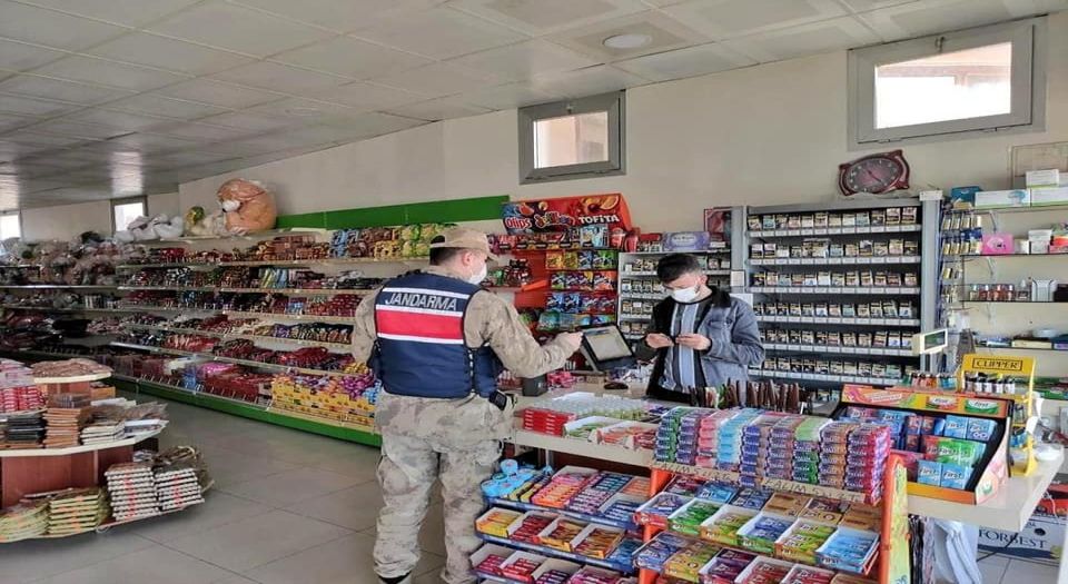 Sivas Gürün'de İşyerlerinde Covıd-19 Denetimleri Sürüyor