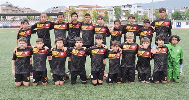 Halikarnas U13 takımı, İsmetpaşa U13 takımını 4-2 yendi
