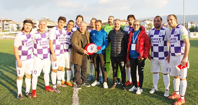 Milas Spor Masterler farklı galip geldi