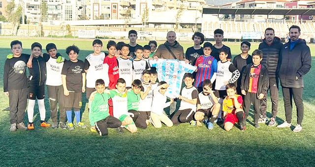 Güllük Hermiyas Spor U13 takımı İsmetpaşa Spor U13 takımını konuk edecek