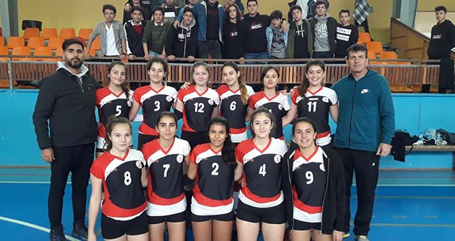 Milas’ın yeni şampiyonları: Anadolu ve Cumhuriyet Anadolu Liseleri