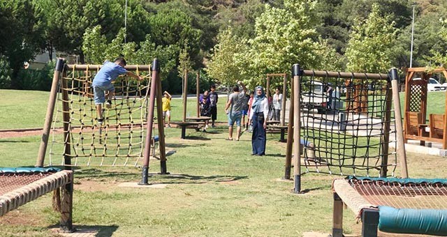 Büyükşehir, çocukları yaz kampında bir araya getirdi