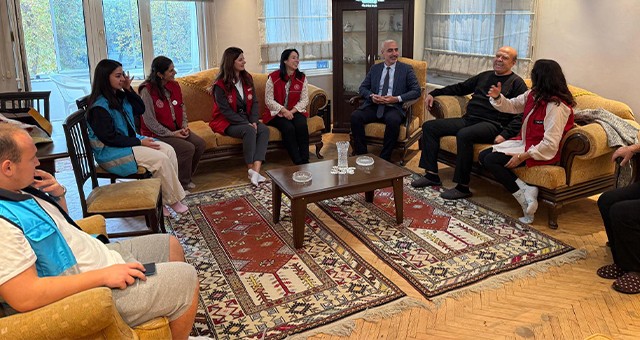 MGM’den Emekli Öğretmene Anlamlı Ziyaret