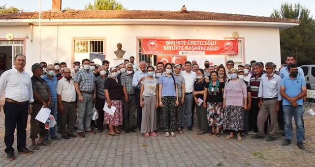 Çamovalı hayvan yetiştiricileri, sertifikalarını aldı