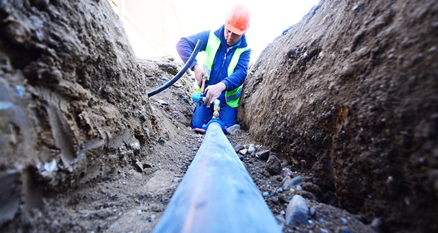 Başkan Gürün verdiği sözü tutuyor,  Taşhan Sitesi esnafı suya kavuşuyor