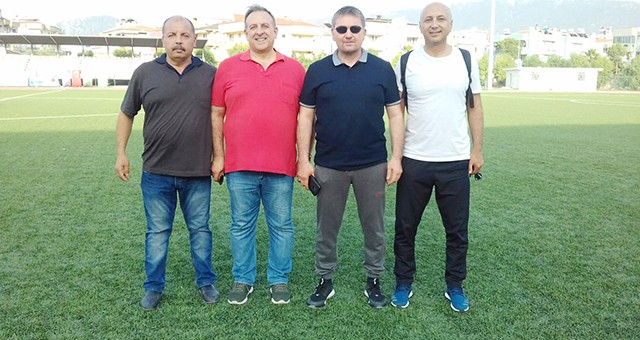 Karadavut, futbol turnuvasını takip  etti