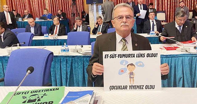 Girgin’den Bakan Kirişçi’ye: “ÇOCUKLARIN İKİ ELİ İKİ YAKANIZDA”