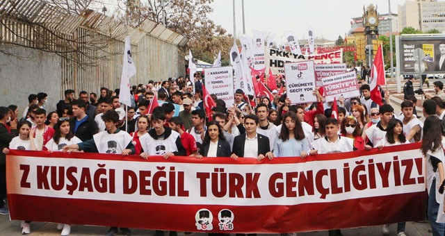 Liseliler Ankara’ya akın etti