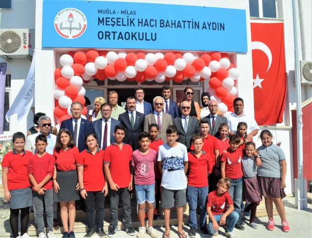 Hacı Bahattin Aydın Ortaokulu eğitime açıldı