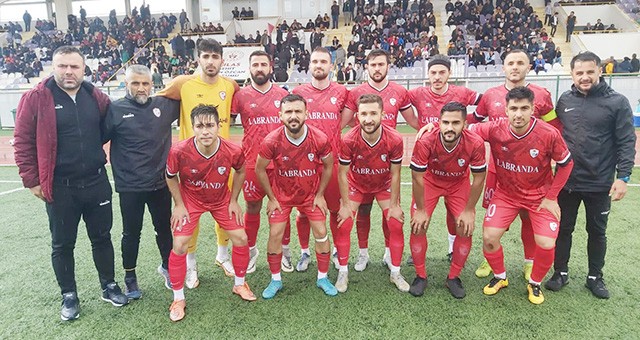 Milas Belediye Beçin Spor kendi evinde Ortaköy Spor takımına yenildi
