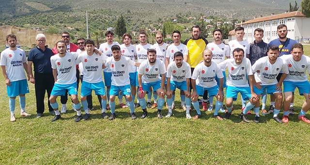 Ekinanbarı Spor güçlü rakibi İçme İasos Gençlik Spor’u 3-1 yendi