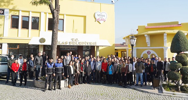 Başkan Tokat, belediye personelinin yeni yılını kutladı