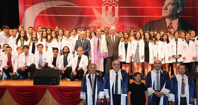 Doktor Başkan Tıp öğrencileri ile bir araya geldi