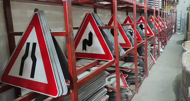 Büyükşehir Kendi Ürettiği Trafik Levhalarından 24 Milyon TL Tasarruf Sağladı