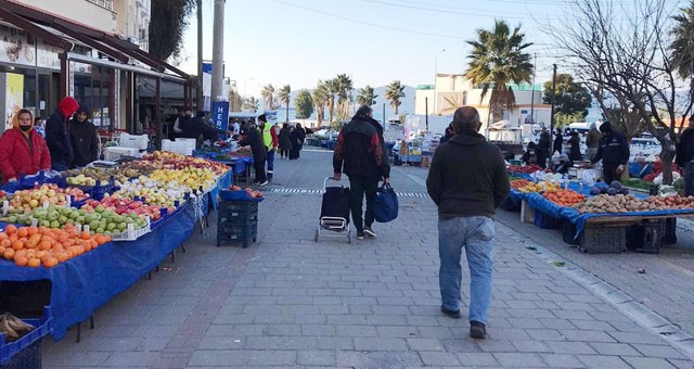 Güllüklü üretici pazarcıların sesi duyuldu: GÜLLÜKLÜ PAZARCILARDAN TEŞEKKÜR..