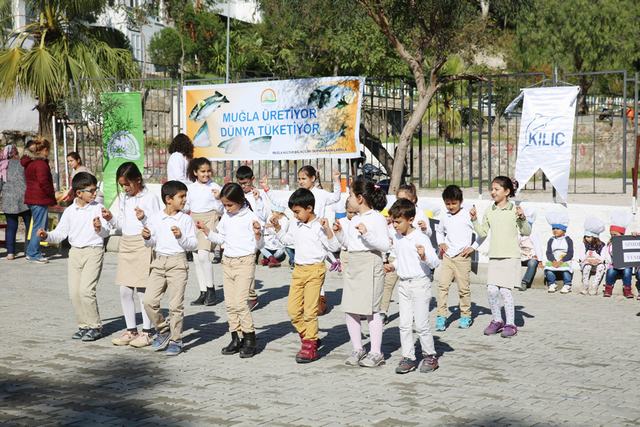 ‘Balık Yiyorum Sağlıklı Büyüyorum’ Bodrum’daydı …