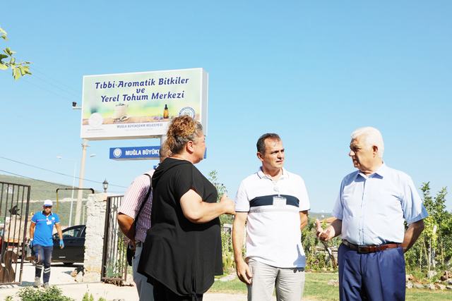 Başkan Gürün, Yerel Tohum Merkezi’nde  incelemede  bulundu