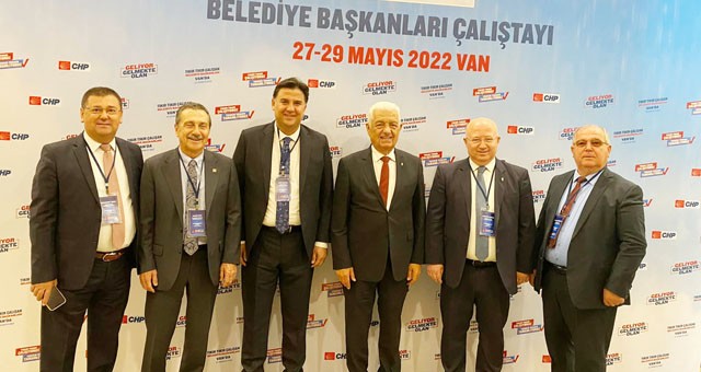 Belediye başkanları Van’da