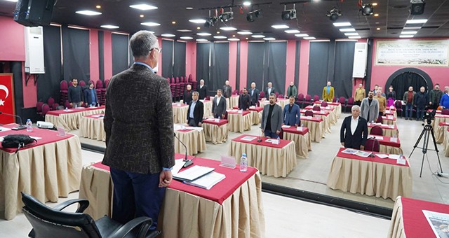 Milas Belediye Meclisi, saygı duruşu ile başladı