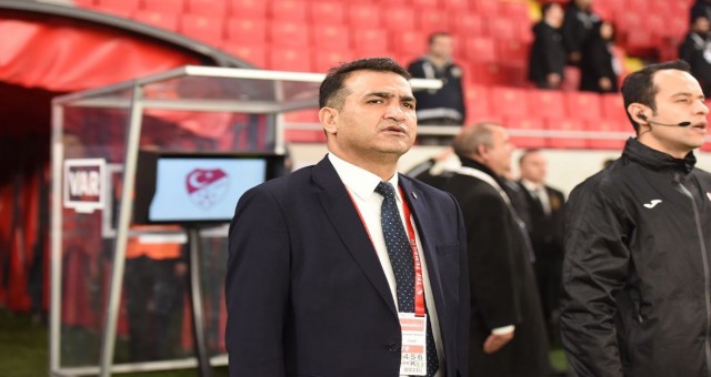 Milaslı Federasyon Temsilcisi Levent Akyer, Süper Lig ve 1. Lig'de görev yapacak