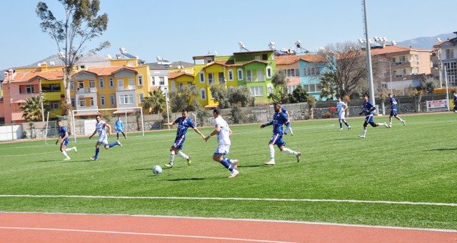 Boğaziçi Bargilyaspor  kendi evinde Yatağan Sportif takımı ile berabere kaldı 