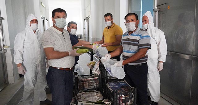 İhtiyaç sahiplerine ulaştırılacak olan ürünler teslim alınmaya başlandı