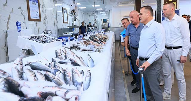 Vali Akbıyık, Milas’ta Su Ürünleri Tesislerini ve Topraksız Tarım Bölgesini İnceledi