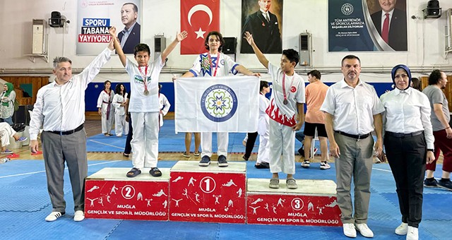 Büyükşehir Taekwondocuları İl Şampiyonu Oldu