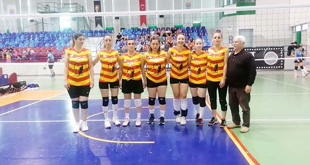 Milas Erginspor Bayan Veteran voleybol takımı hazırlıklarına devam ediyor