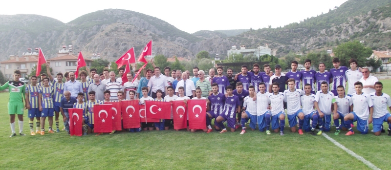 Demokrasi Şehitleri adına turnuva düzenlendi