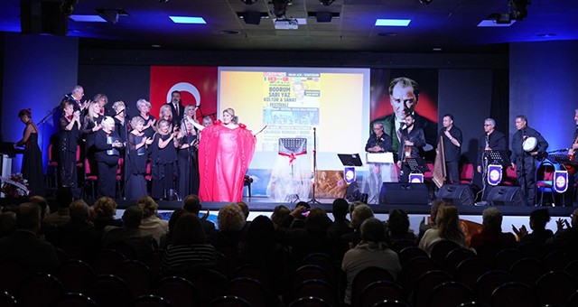 MUHTEŞEM KONSERE KATILIM AZDI..