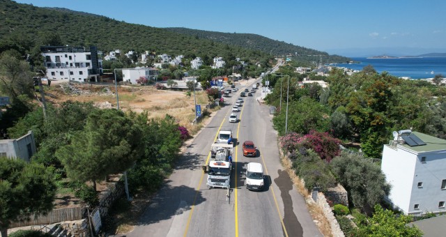 Büyükşehir Ekipleri Bodrum Yolları’nın Çizgilerini Çekiyor..