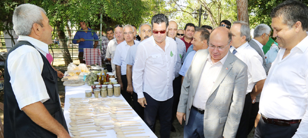 ‘Toprak Bayramı 1. Karaova Köyler Panayırı’ yapıldı