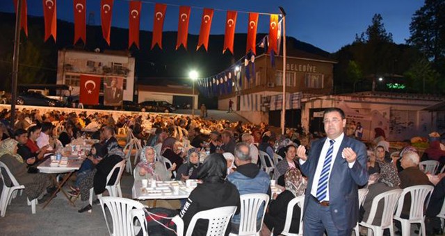 MİLAS BELEDİYESİ’NİN 2. İFTAR SOFRASI  BAFA MAHALLESİNE KURULDU.