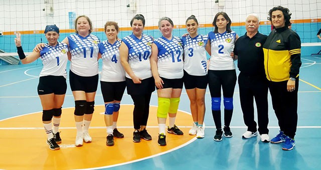 Bayram sonrası dostluk voleybol maçı