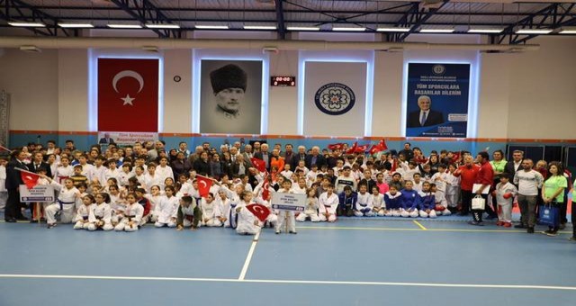 Şehit Jandarma Binbaşı Kıvanç Cesur Adına Karate Turnuvası Düzenlendi