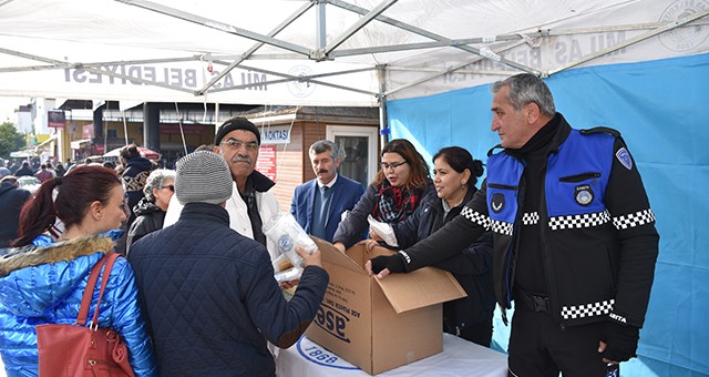 Milas Belediyesi’nden Vatandaşlara Bez Torba…