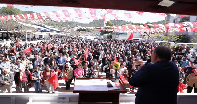 BELEDİYE BAŞKAN ADAYI FEVZİ TOPUZ’UN MAHALLE BULUŞMALARI COŞKUYLA GERÇEKLEŞİYOR