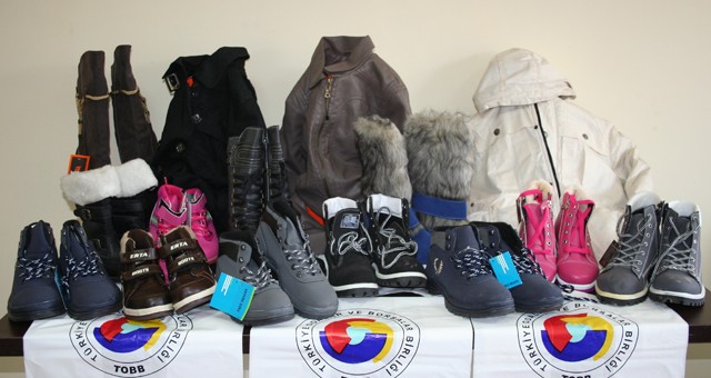 TOBB - MİTSO işbirliğinde öğrencilere ayakkabı ve mont yardımı