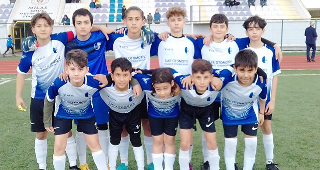 Milas Gençlik Spor U13 takımı farklı kazandı