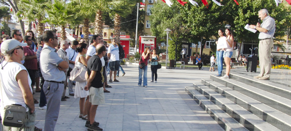 “12 Eylül, AKP eliyle sürüyor”