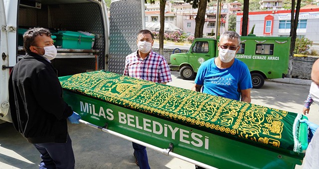 Cenazeye Başkan Tokat sahip çıktı