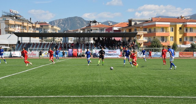 Milas Gençlikspor kendi evinde Düğerek Güneşspor’a yenildi