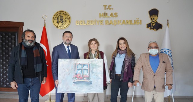 Başkan Tokat’a anlamlı hediye