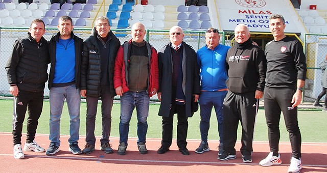 Dostlar Play-Off maçında bir araya geldiler