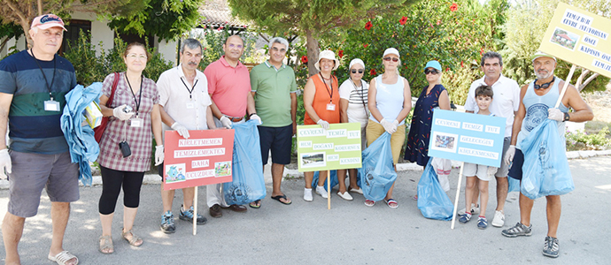 Güllük’te kıyı ve deniz dibi temizliği yapıldı