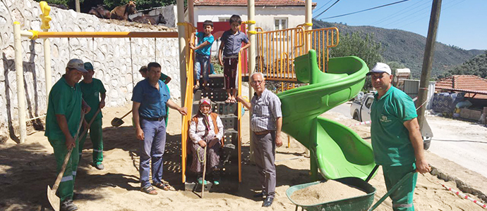 Günlük ve Ovakışlacık’a da Çocuk Oyun Parkı yapıldı